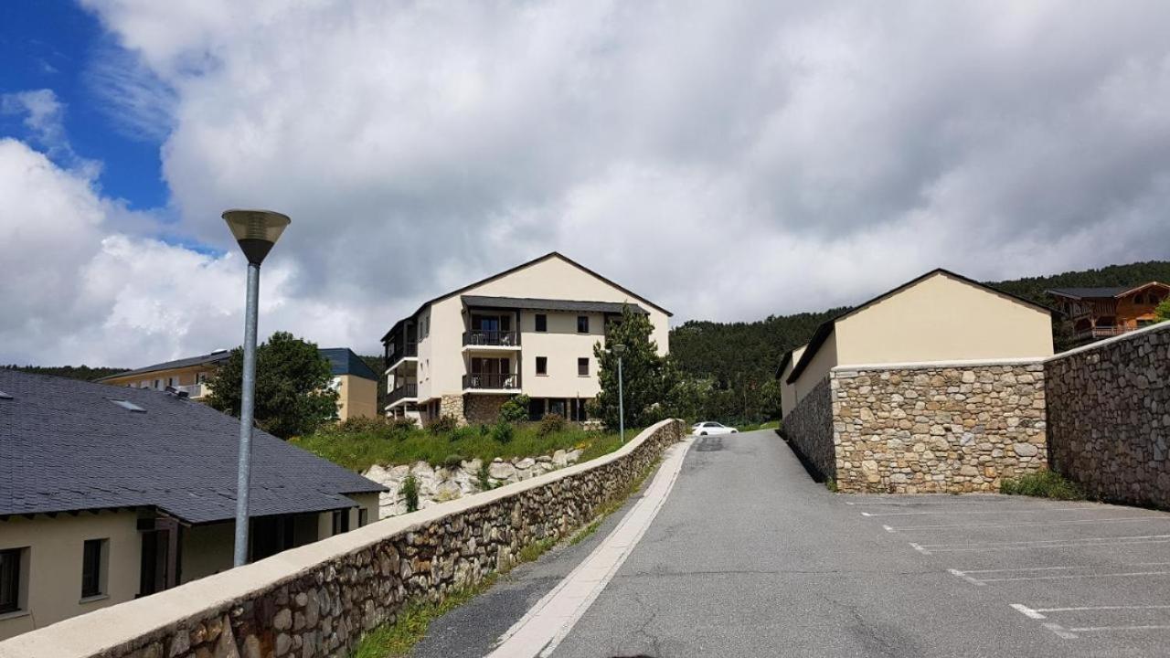 Charmant Studio Face Aux Pyrenees Font-Romeu-Odeillo-Via Eksteriør bilde